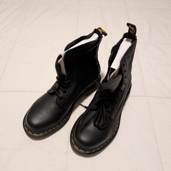 Black Leather Lace-Up Boots - Picture 2 of 16